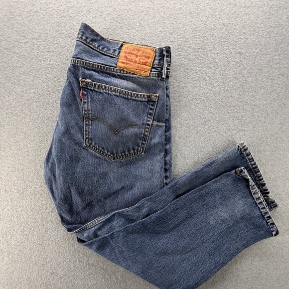 Levi's Other - Levis 505 Regular Fit Jeans Mens 35x28 Medium Wash Blue Denim Straight Leg USA